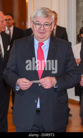 Berlin, Deutschland. 28. März 2014. Joschka Fischer bei der Begrüßung im Schloss Oslo auf Freitag, 28. März 2014 in Berlin Kredit: Dpa picture-Alliance/Alamy Live News Stockfoto