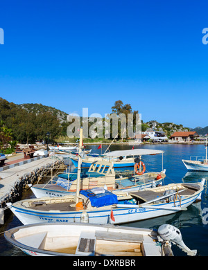 Hafen Sie bei Ucagiz in der Nähe von Kekova Insel, Provinz Antalya, Türkei Stockfoto