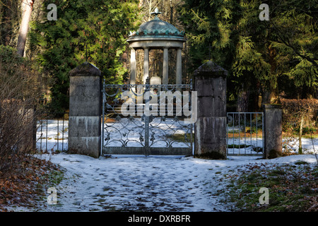 Stahnsdorf, Deutschland, Mausoleum des schwedischen Botschafters in Berlin Hans Henrik von Essen Stockfoto