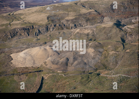 Alten Mine Abfälle verderben Haufen am Rand von Arkengarthdale Moor, Yorkshire, Großbritannien Stockfoto