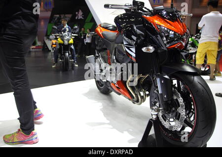 Bangkok, Thailand. 28. März 2014.  Kawasaki-Z800 auf dem Display während der 35. Bangkok International Motor Show. Der 35. Bangkok International Motor Show; findet vom 26 März bis April 6 Credit: John Vincent/Alamy Live News Stockfoto