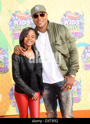 Los Angeles, Kalifornien, USA. 29. März 2014. LL Cool J & Nina Simone Smith kommt für die 2014 Kids' Choice Awards im TheGalen Center. Bildnachweis: Lisa O'Connor/ZUMAPRESS.com/Alamy Live-Nachrichten Stockfoto