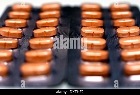 Simvastatin (statin) 20mg Tabletten, London Stockfoto