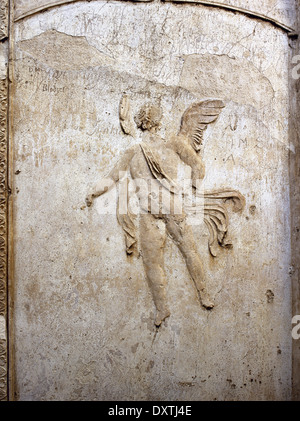 Pompeji. Relief mit Amor. Tempel der Isis. Das Fegefeuer. 2. Jahrhundert vor Christus. Italien. Stockfoto