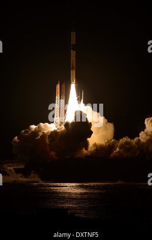 Die Global Precipitation Measurement (GPM) Mission, die vom japanischen Tanegashima Space Center an Bord einer H-IIA-Rakete gestartet wurde, zielt darauf ab, die Wettervorhersage und Klimaforschung durch die Bereitstellung detaillierter Niederschlagsdaten weltweit zu verbessern. Stockfoto