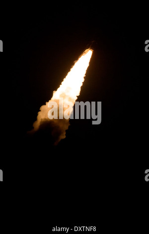 Die GPM-Mission, die an Bord der H-IIA-Rakete gestartet wurde, zielt darauf ab, globale Niederschlagsmuster zu messen und die Wettervorhersage zu verbessern. Die Mission, eine Zusammenarbeit zwischen NASA und Japans JAXA, überwacht Niederschläge auf der ganzen Welt. Stockfoto