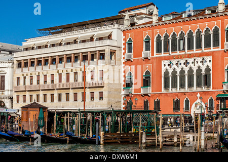 Das Danieli & Danieli Excelsior Hotels von Markusplatz entfernt, Venedig, Italien Stockfoto