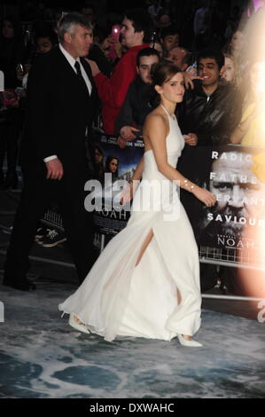 London, UK. 31. März 2014. Emma Watson besucht Königreich Pemiere 'Noah' bei der Odeon Leicester Square in London 31. März 2014 Credit: Peter Phillips/Alamy Live News Stockfoto