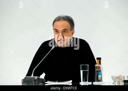 Turin, Italien. 31. März 2014. Sergio Marchionne spricht bei Fiat Generalversammlung, in Turin, Italien, am 31. März 2014. Dies ist einer der letzten Sitzungen vor der Zusammenführung von Fiat und Chrysler in der neuen Firma Fiat Chrysler Automobile. © Mauro Ujetto/NurPhoto/ZUMAPRESS.com/Alamy Live-Nachrichten Stockfoto