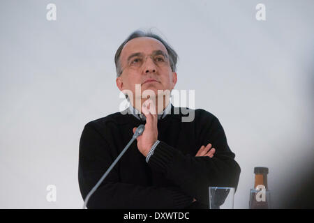 Turin, Italien. 31. März 2014. Sergio Marchionne spricht bei Fiat Generalversammlung, in Turin, Italien, am 31. März 2014. Dies ist einer der letzten Sitzungen vor der Zusammenführung von Fiat und Chrysler in der neuen Firma Fiat Chrysler Automobile. © Mauro Ujetto/NurPhoto/ZUMAPRESS.com/Alamy Live-Nachrichten Stockfoto