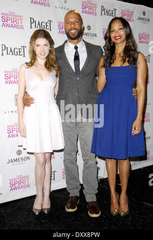 Anna Kendrick gemeinsame Zoe Saldana 2013 unabhängigen Geist Nominierungen Preisverleihung statt W Hollywood Hotel Los Angeles California - 27.11.12 Featuring: Anna Kendrick, Common, Zoe Saldana Where: CA USA bei: 27. November 2012 Stockfoto