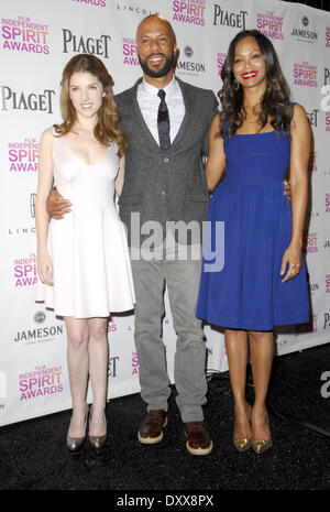 Anna Kendrick gemeinsame Zoe Saldana 2013 unabhängigen Geist Nominierungen Preisverleihung statt W Hollywood Hotel Los Angeles California - 27.11.12 Featuring: Anna Kendrick, Common, Zoe Saldana Where: CA USA bei: 27. November 2012 Stockfoto