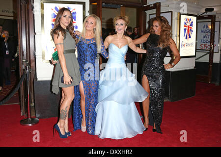 Melanie Brown alias Mel B Geri Halliwell Melanie Chisholm aka Mel C Emma Bunton VIVA Forever Spice Girls Musical statt am Piccadilly Theatre - Ankünfte London England - 11.12.12 Featuring: Melanie Brown alias Mel B, Geri Halliwell, Melanie Chisholm Alias mich Stockfoto