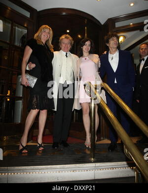 Penny Lancaster Rod Stewart Sally Humphrey und Ronnie Wood die Hochzeitsfeier von Ronnie Wood und Sally Humphreys im The Dorchester Hotel in London England - 21.12.12 statt Featuring: Penny Lancaster, Rod Stewart, Sally Humphrey und Ronnie Holz wo: London Stockfoto