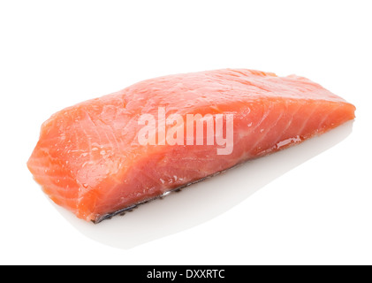 Roter Fischfilet isoliert auf weißem Hintergrund Stockfoto