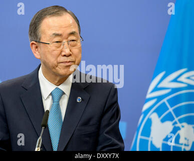 Brüssel, Bxl, Belgien. 1. April 2014. Ban Ki-Moon, Generalsekretär der Vereinten Nationen veranstaltet Pressekonferenz treffen vor der EU - Afrika-Gipfel am Sitz des Europäischen Rates in Brüssel, Belgien auf 01.04.2014 von Wiktor Dabkowski Credit: Wiktor Dabkowski/ZUMAPRESS.com/Alamy Live News Stockfoto