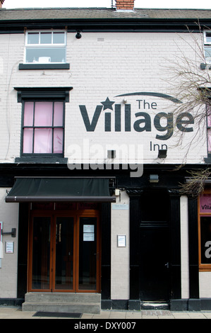 Gay Village, Birmingham, UK. Das Village Inn. Stockfoto