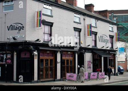 Gay Village, Birmingham, UK. Das Village Inn. Stockfoto