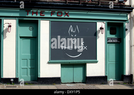 Gay Village, Birmingham, UK. Der Fox Pub. Stockfoto