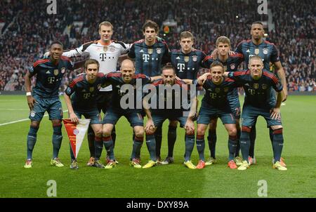 Old Trafford, Manchester, UK. 1. April 2014. UEFA Champions League, Viertelfinal-1. Etappe. Manchester United gegen Bayern München. Team-FC Bayern München, David Alaba, Manuel Neuer, Javi Javier Martinez, Toni Kroos, Thomas Mueller, Jerome Boateng, Philipp Lahm, Arjen Robben, Franck Ribery, Rafinha Und Bastian Schweinsteiger. Bildnachweis: Aktion Plus Sport/Alamy Live-Nachrichten Stockfoto