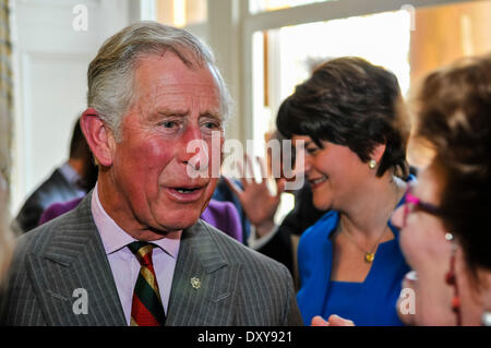 Hillsborough, Nordirland. 1. April 2014 - Prinz Charles, Prinz von Wales, trifft sich mit Northern Ireland Tourist Board-Mitgliedern bei der Hillsborough Castle Credit: Stephen Barnes/Alamy Live News Stockfoto