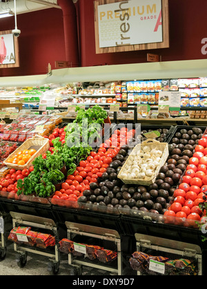 Frisches Obst und Gemüse Abschnitt, Publix Supermarkt in Tampa, Florida Stockfoto