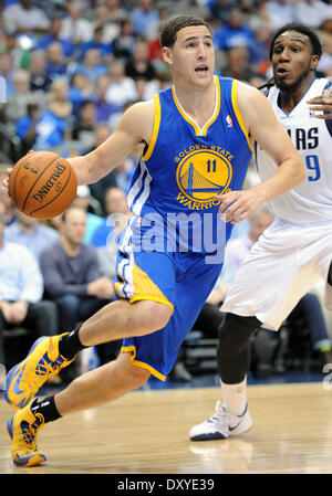Dallas, Texas. 1. April 2014. Golden State Warriors guard Klay Thompson #11 27 Punkte in einem NBA-Spiel zwischen den Golden State Warriors und den Dallas Mavericks das American Airlines Center in Dallas, TX Golden State besiegte Dallas 122-120 im Überstunden Kredit: Cal Sport Media/Alamy Live News Stockfoto