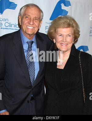 Saban freie Klinik Gala im Beverly Hilton Hotel - Anreise mit: Garry Marshall Where: Beverly Hills Kalifornien USA bei: 19. November 2012 Stockfoto