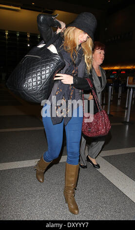 Brautpaar Blake Lively und Ryan Reynolds kommen separat am LAX einen Flug an Bord wo: Los Angeles Kalifornien USA bei: 29. November 2012 Stockfoto