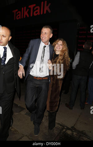 Melanie Masson und Christopher Maloney The X Factor Finalisten feiern ...