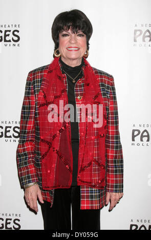 Donny & Marie Osmond Christmas show im Pantages Theater Featuring: JoAnne Worley Where: Los Angeles Kalifornien USA bei: 4. Dezember 2012 Stockfoto