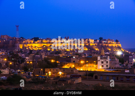 Jaisalmer Fort nach Sonnenuntergang vor Nacht, Rajasthan, Indien Stockfoto