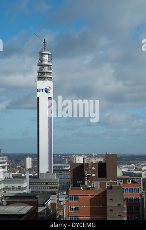 BT Tower und Birmingham Business District-Skyline Birmingham England Stockfoto
