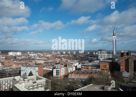 Birmingham-Geschäftsviertel mit BT Tower und sozialen Wohnungsbau England Stockfoto