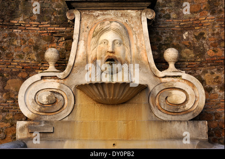 Italien, Rom, Via Giulia, fontana del Mascherone, Brunnen aus dem 17. Jahrhundert Stockfoto