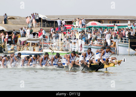 Nehru Trophäe-Regatta 2013 Stockfoto