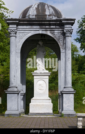 Denkmal für Sir James Matheson, Lews Castle gebaut. Schlosspark, Stornoway, Isle of Lewis, Western Isles, Schottland, UK Stockfoto