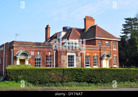 Heide Hotel, ein Gasthaus und Restaurant in Dibden Purlieu, Hampshire, UK, am Rande des New Forest. Stockfoto