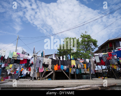 Stelzenläufer Dorf Koki, Port Moresby, Papua-Neuguinea Stockfoto