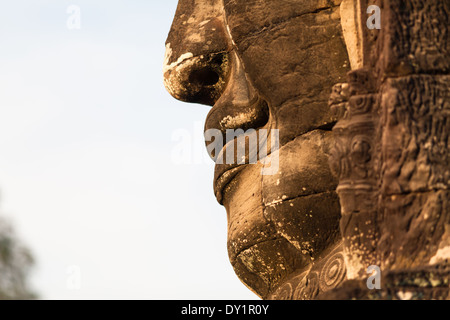 Steinerne Lächeln im Bayon-Tempel in Angkor in der Nähe von Siem Reap, Kambodscha Stockfoto