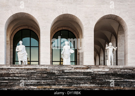 fo die monumentale Gestaltung des Palazzo della Civilta Italiana in Rom anzeigen Stockfoto