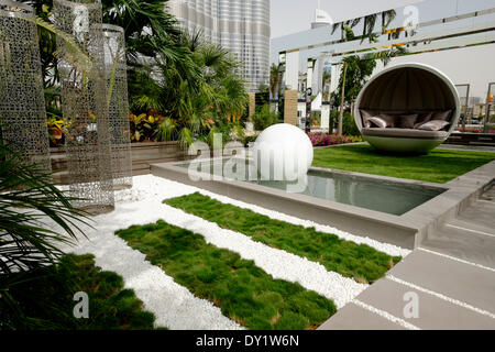 Dubai, Vereinigte Arabische Emirate. 3. April 2014. Der Tag der Eröffnung des ersten Dubai International Garden. Dies ist der Pearl Garden Kredit: Iain Masterton/Alamy Live News Stockfoto