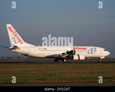 Air Europa Boeing EC-LUT 737-85P(WL), Landung auf dem Flughafen Schiphol (AMS - EHAM), Niederlande, pic6 Stockfoto