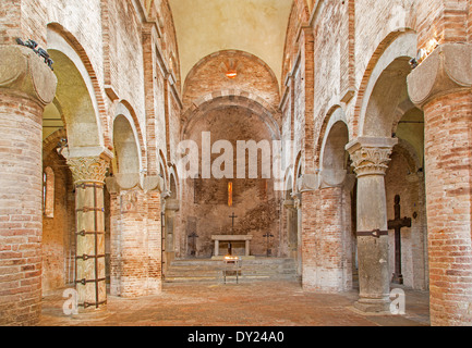 BOLOGNA, Italien - 16. März 2014: Romanische Kirche st. Stephan oder Santo Stefano Kirchen Komplex. Stockfoto