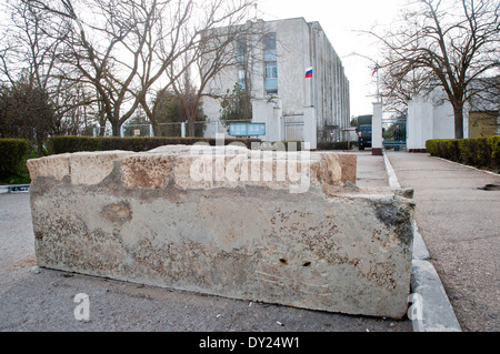 Ehemaligen ukrainischen südlichen Marinestützpunkt in der Novoozerne Stadt von Russen während Krim 2014 Krise getroffenen Stockfoto