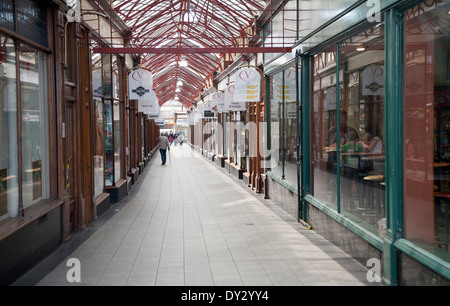 Im neunzehnten Jahrhundert bedeckt Victoria Arcade shopping Area, Great Yarmouth, Norfolk, England Stockfoto