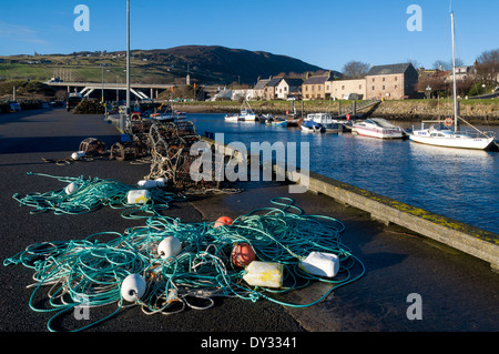 Der Hafen und die A9 Brücke in Helmsdale, Sutherland, Schottland, Großbritannien. Stockfoto