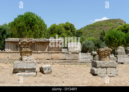 Bauteilansicht Ruinen Kolonnade 4. Jahrhundert BC Süden Portico antiken Olympia Peloponnes Griechenland Portico Stockfoto