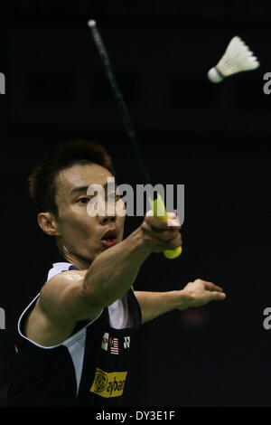 Neu-Delhi, Indien. 5. April 2014. Lee Chong Wei von Malaysia konkurriert in der Herren-Einzel-Match gegen Du Pengyu Chinas bei den Badminton 2014 India Open in New Delhi, Indien, 5. April 2014. Lee Chong Wei gewann 2: 1 um die Endrunde zu gelangen. © Zheng Huansong/Xinhua/Alamy Live-Nachrichten Stockfoto