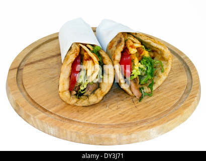 Eine griechische Souvlaki, isoliert auf weiss Stockfoto